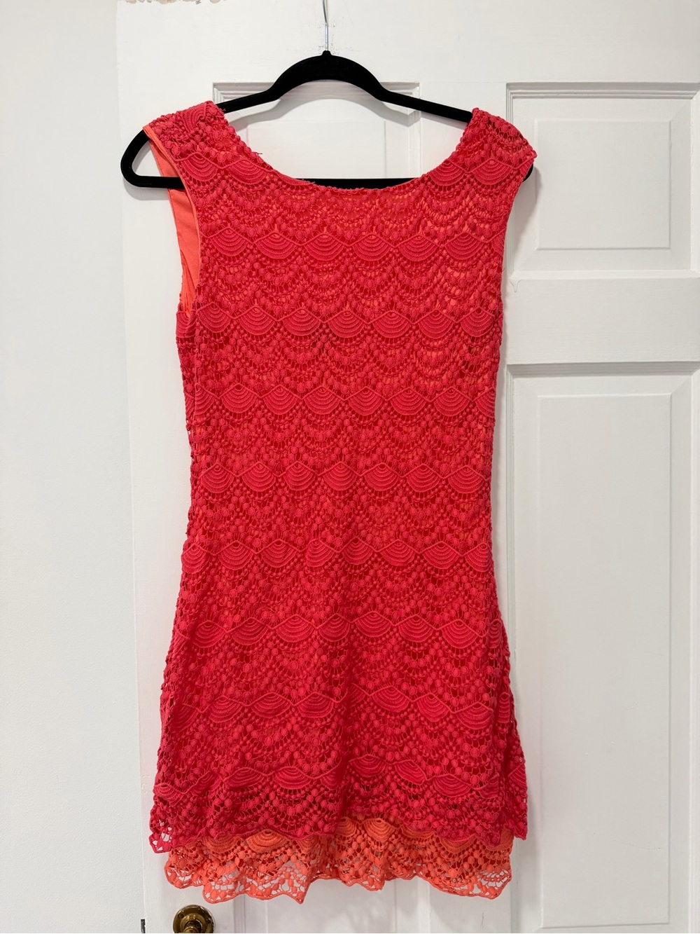 Bebe red lace dress with scalloped pattern, size M